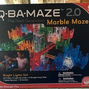 A building set . Fun with marbles .